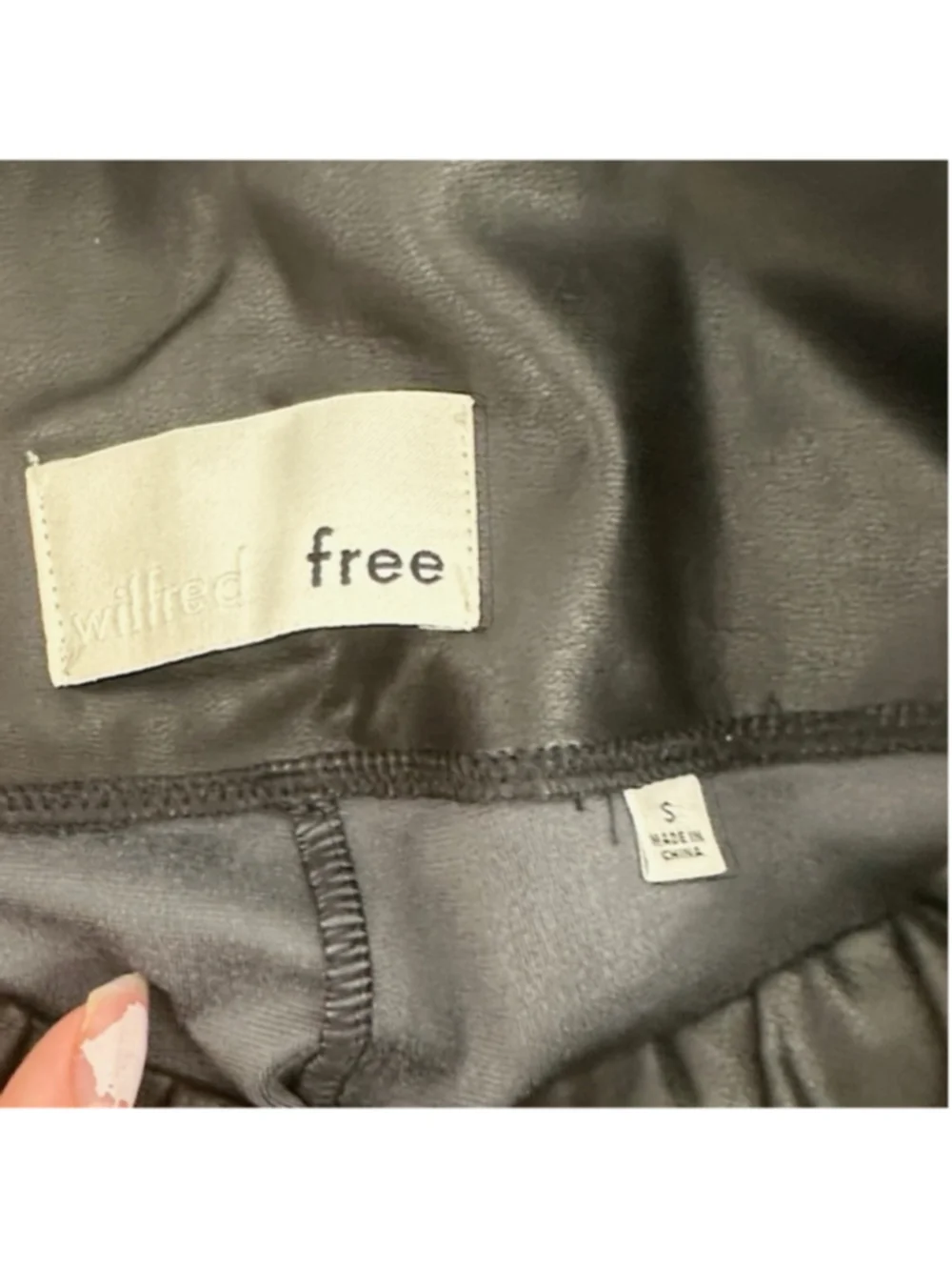 Aritzia Daria pants Wilfred Free Black faux Leather tights sz sm